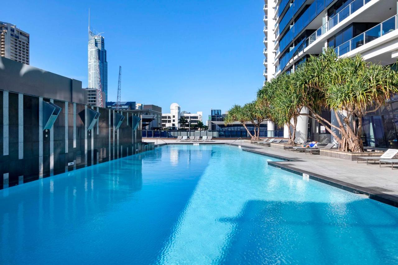 Apartment Circle On Cavill: Hinterland View *